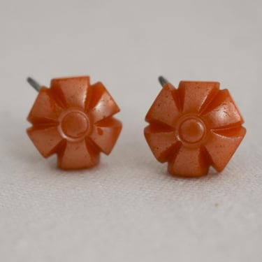 1930s/40s Bakelite Flower Screw Back Earrings 