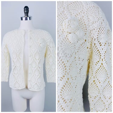 1990s Vintage Liz Claiborne Ramie Cotton Cream Cardigan / 90s / Nineties 3d Flower Crochet Sweater / Size Small 