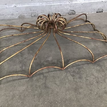 Twisty Metal Decor (Seattle)