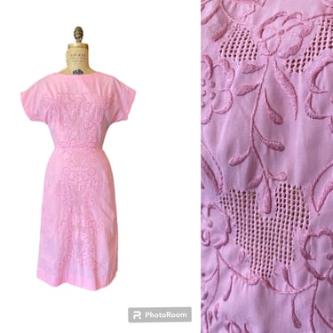 1960s sheath dress, pink cotton, vintage 60s dress, flower embroidery, mrs maisel style, x small, cap sleeves, asian style, a-line skirt 