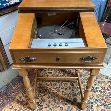 Vintage Voice of Music Turntable Desk 34.5” X 24” X 20”