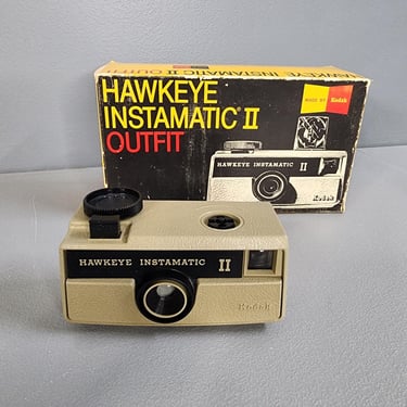 Vintage Kodak Hawkeye Instamatic II Outfit NIB 