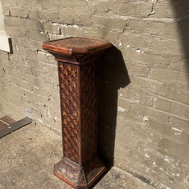 Rattan Pedestal