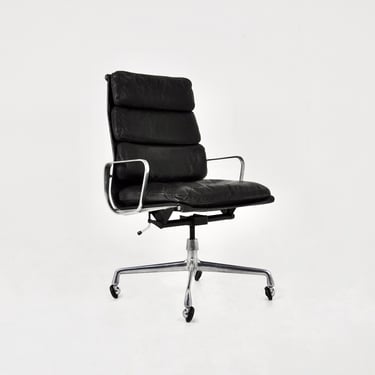 Ea 216 Soft Pad desk chair by Charles & Ray Eames for Herman Miller, 1970s 