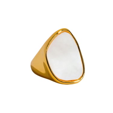 18kt Gold Mother of Pearl Statement Ring 