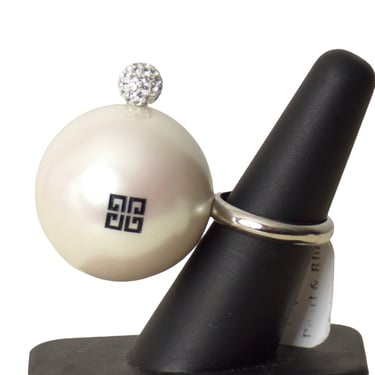 GIVENCHY- Logo Pearl &amp; Rhinestone Ring