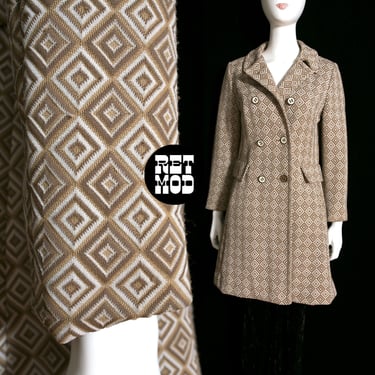 Stylish Vintage 60s 70s Beige Op Art Diamond Patterned Double Knit Poly Long Jacket 