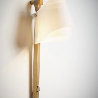 Pair of Vintage Domus Wall Lamp FLÄKS Lamp Oak Magnetic 