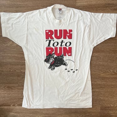 2000 Run Toto Run Wizard of Oz T Shirt 2xl 