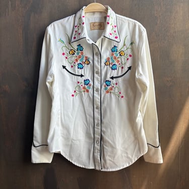 Scully White Floral Embroidered Pearl Snap