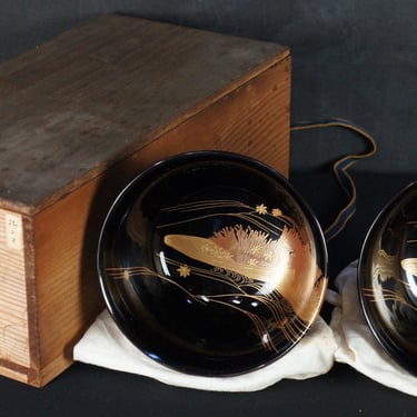 Fine Japan lacquer Haisen wood bowls 1900 fine Maki-e art craft 