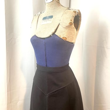 Boho Western Maxi Skirt Black 1970s Vintage Hippy Curvy Yoke Cowgirl ILGWU S M 