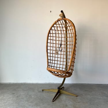 Vintage Rattan Hanging "Egg" Chair 