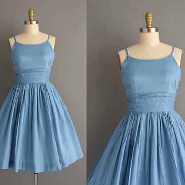 1950s vintage dress | Chambray Blue Sweeping Full Skirt Cotton Summer Sun Dress | Large | 50s dress 