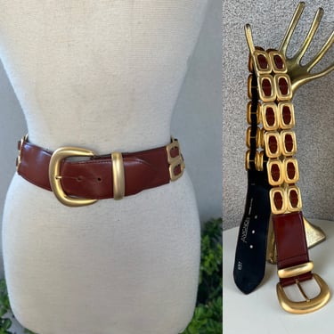 Vintage 80s waist belt brown leather matte gold accents sz small fits 25-27” by Avignon 