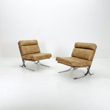 1 of 2 Bauhaus Mid-Century Modern Lounge Chair in Beige Brown Leather 1980s Italy 