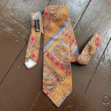 Rare vintage 1970’s Liberty of London paisley silk necktie | Autumn colors, wide necktie, ‘70s aesthetic, John Wanamaker Philadelphia 