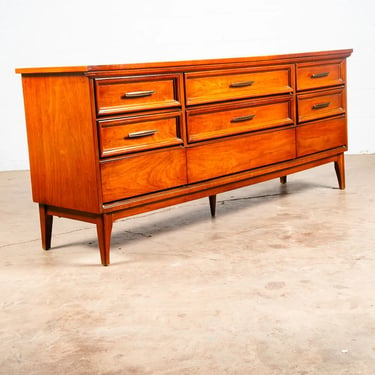 Mid Century Modern Dresser Credenza Dixie 9 Drawer Vintage Walnut Danish Drexel