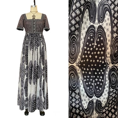 1970s maxi dress, empire waist, vintage 70s dress, balck and white abstract print, fern violette, small, mod style, ribbon, 26 