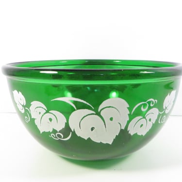 Vintage Green Glass White Leaves Mixing Bowl - Anchor Hocking Green 7-Inch White Ivy Mixing Bowl 