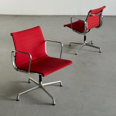 1 of 2 Vintage Iconic Eames 'EA107’ Desk Chairs by Vitra, Red Fabric Upholstery Swivel Chair, 1990s 