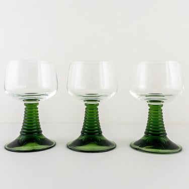 Vintage Set of 5 Roemer Green Stemmed Beehive Water Wine Glasses, Crystal Glassware, Colored Stem Glassware 
