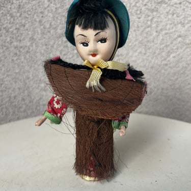 Vintage Japanese girl peg doll fabric & straw 