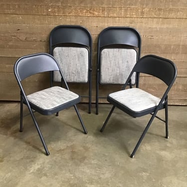 Set of 4 Folding Chairs (Tacoma)