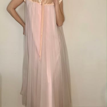 Vintage 60&#39;s Lucie Ann Light Pink Nightgown by VintageRosemond