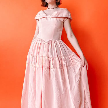 1960s does '40s Light Pink Drop Waist Gown, sz. S