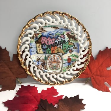 Vintage Canada souvenir plate - map and iconic Canadian images - plate wall decor 