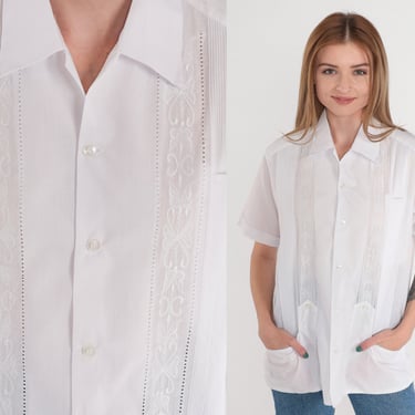 White Cutout Blouse 90s Floral Embroidered Top Short Sleeve Pleated Button up Shirt Cutwork Cut Out Semi-Sheer Cotton Vintage 1990s Small 34 