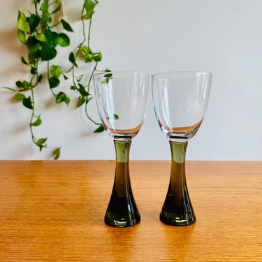 Two Large 1980s Scandinavian Art Glass Wine Goblets - Vintage Mid Century Style Glassware 