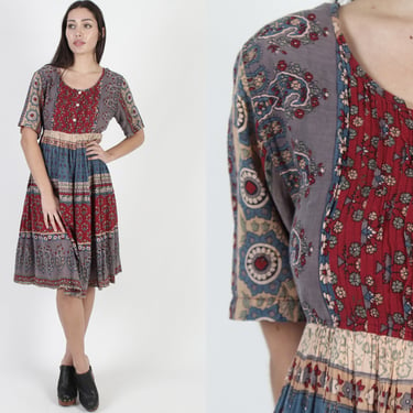 Vintage 90s India Grunge Dress / 1990s Indian Floral Dress / Ethnic Flower Print Gypsy Babydoll Full Skirt Mini 