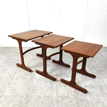 Vintage nesting tables by G - plan, 1950s - mid century moden nesting tables - g plan fresco nesting tables - teak wooden nesting tables 