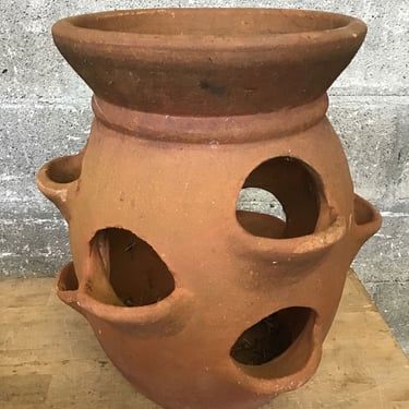 Med/Large Strawberry Planter (Seattle)