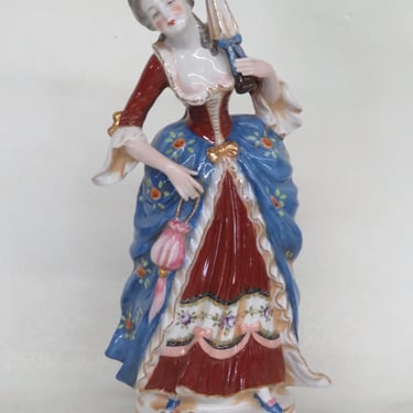 Colonial Woman Holding Parasol Porcelain Figurine Made in Japan 3652B
