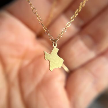 Gift for Her- Tiny State Necklace - All States Available - Tiny Texas Necklace - Small Home State Necklace- Gold or Silver State Necklace 