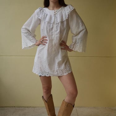 1960's Mini Dress / Bride Mini Dress / Twiggy Mod Sixties Lace Bib Dolly Ditzy Dress / casual Wedding Dress / Pocketed Mini Dress 