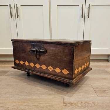 Antique Spanish Colonial Period Inlaid Cedar Storage Chest Large Table Box / Small Trunk 18th / Early 19th Century 