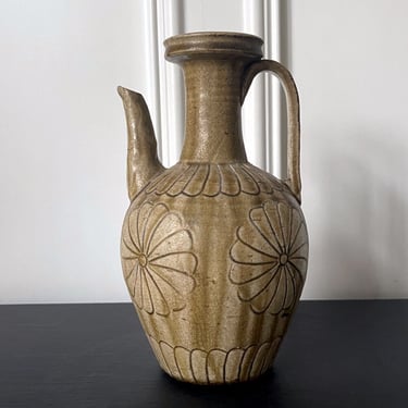 Japanese Ko-Seto Stoneware Ewer with Carved Chrysanthemum Design