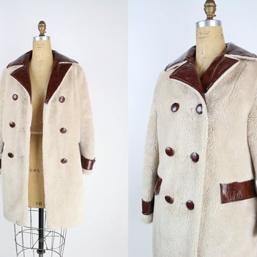 70s Ivory and Brown Teddy Coat / Brown vinyl Details / Quilted Coat / Size S/M 