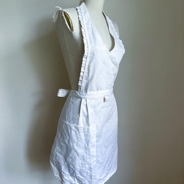 Vintage Maid / Waitress White Bib Apron / M (deadstock) 