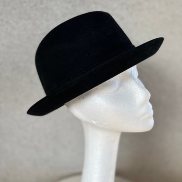 Vintage unisex classic jet black wool fedora hat by Pierre Cardin Paris size 7 3/8 