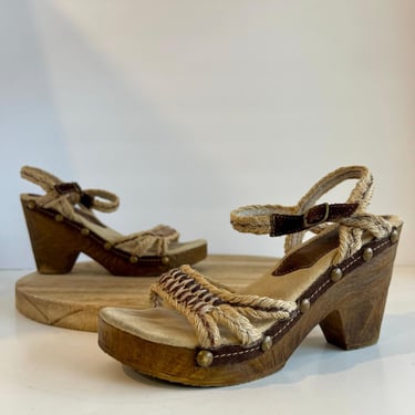 Vintage 90s Natural Fabric Weaved Woven Wooden Heel Strappy Sandal Size 7 