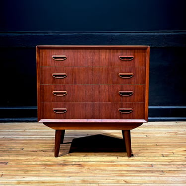 Vintage Danish Teak Dresser Small Chest of Drawers - Mid Century Modern Furniture 