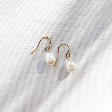 Kaia Freshwater Pearl Dangle Earrings Gold Filled