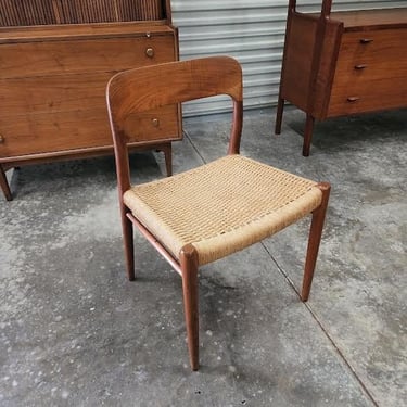 One Niels Moller Model 75 Chairs (Please Read Shipping Info in Description) 