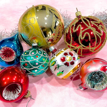 VINTAGE: 7 Poland Mexico Glass Christmas Ornaments - Indent Round Fish Ornaments - 