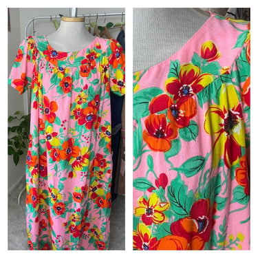 Vintage 1970s Floral Muumuu House Dress with Pockets | Bright & Bold Retro Lounge Dress | One Size Fits Most 